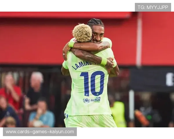 拉菲尼亚脚后跟妙传完成巴萨绝杀 拉菲尼亚脚后跟妙传完成巴萨绝杀